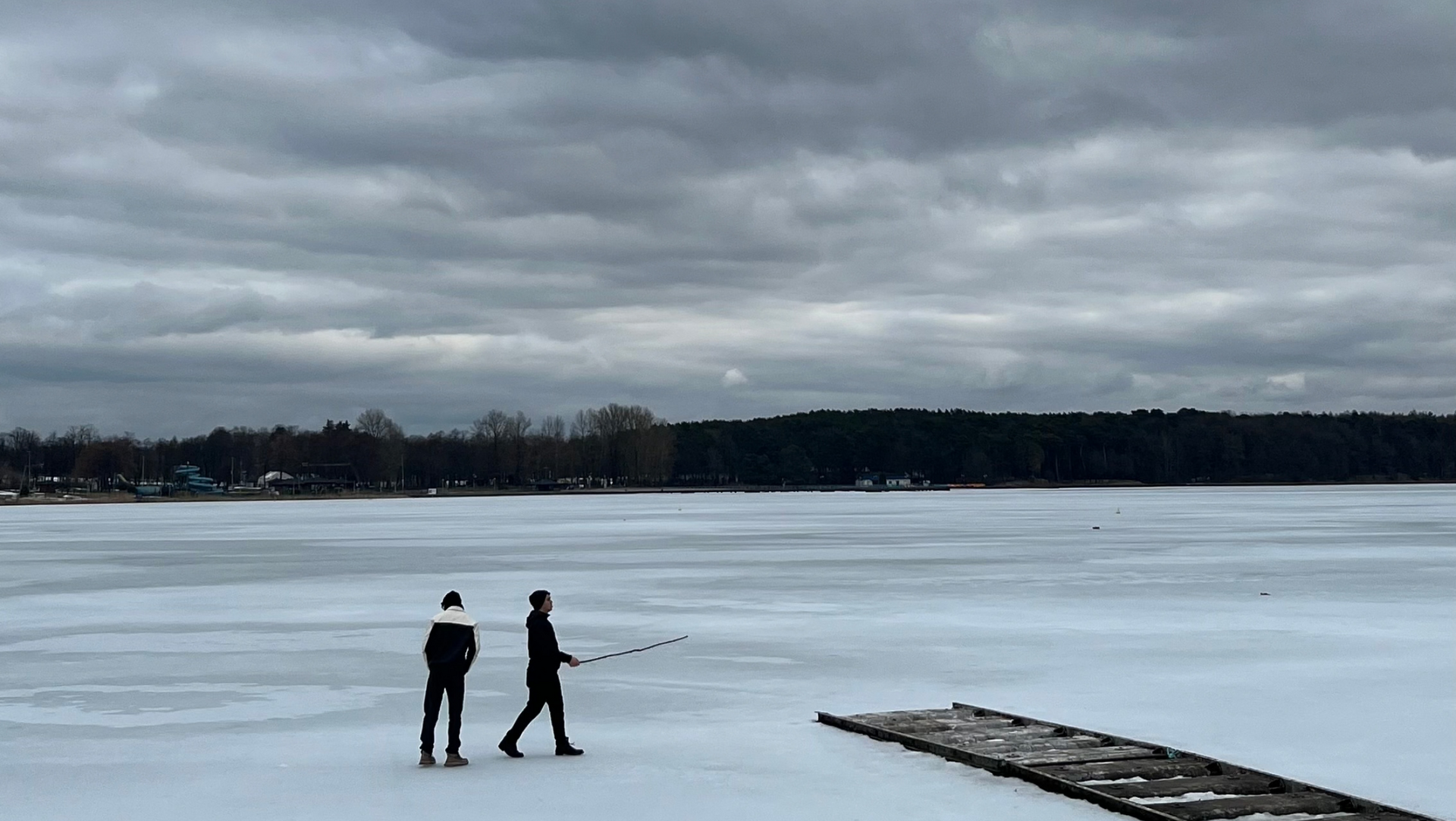 first_frozen_lake_experience_in_lublin_by_ayse_ceren_yogurtcu.png